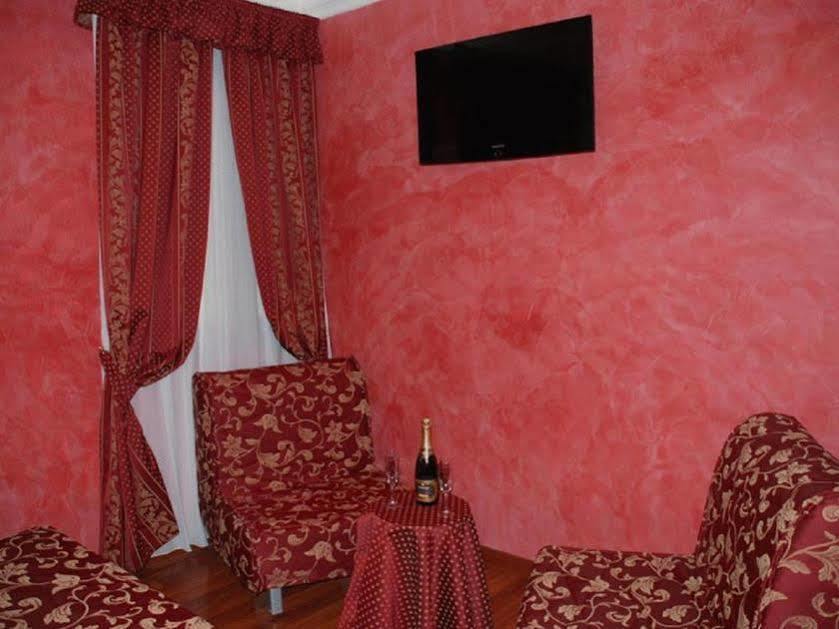 Boutique Hotel Borgo Firenze Bagian luar foto